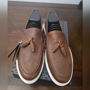 Elegant Brown Tassel Loafers for Men